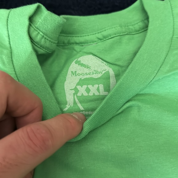Moosejaw Mountaineering XXL T-Shirt.  Lime Green.  Brand New. - Picture 3 of 3